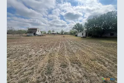 624 Crest Circle Drive, San Marcos, TX 78666 - Photo 11