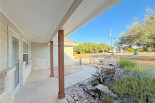 849 Scenic Hills Dr, Canyon Lake, TX 78133 - Photo 7