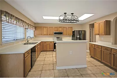 886 Spyglass Drive, New Braunfels, TX 78130 - Photo 9