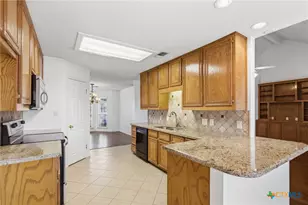 509 Dunbar Dr, Victoria, TX 77904 - Photo 17