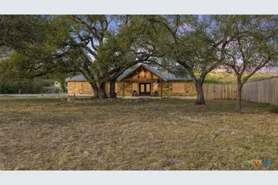 230 Falling Hills, New Braunfels, TX 78132 - Photo 5
