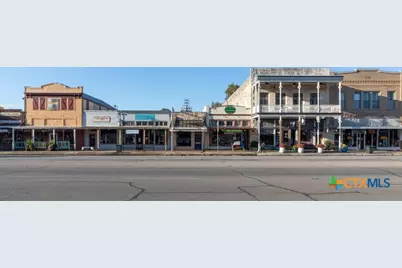 1500 Rebecca Creek Road, Canyon Lake, TX 78133 - Photo 35