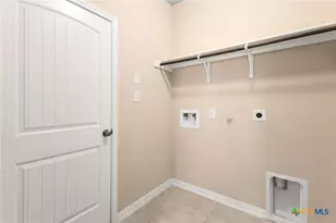 1974 Kalli Jo Ln, New Braunfels, TX 78130 - Photo 15