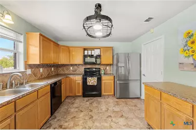 3906 Llano Estacado Court, Killeen, TX 76549 - Photo 9