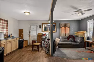 1840 Katy St, New Braunfels, TX 78130 - Photo 9