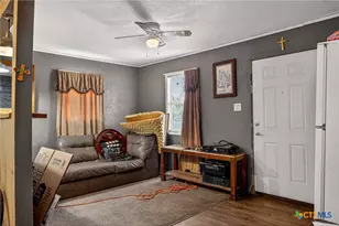 1840 Katy St, New Braunfels, TX 78130 - Photo 21