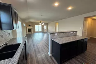 4302 Molly Dyer Dr, Killeen, TX 76549 - Photo 5