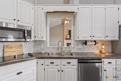 840 Longhorn Trail, Belton, TX 76513 - Photo 23