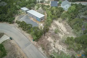 569 Ledgeview Dr, Canyon Lake, TX 78133 - Photo 17