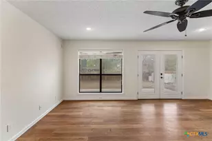 4330 Holw Hl Dr, San Antonio, TX 78217 - Photo 11