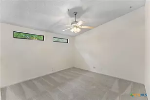 4330 Holw Hl Dr, San Antonio, TX 78217 - Photo 19