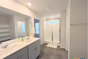 1696 James St, New Braunfels, TX 78130 - Photo 15