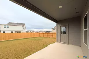 1696 James St, New Braunfels, TX 78130 - Photo 3