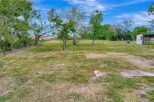 10610 State Hwy 185, Victoria, TX 77905 - Photo 21