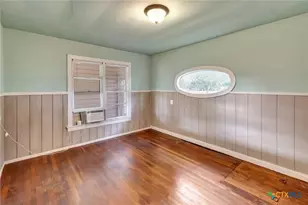 10610 State Hwy 185, Victoria, TX 77905 - Photo 11