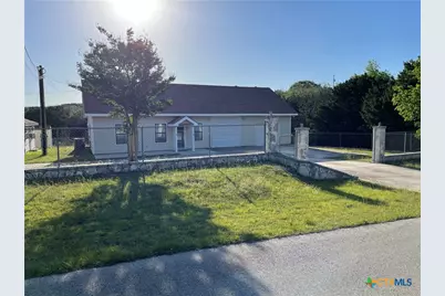 1375 Canyon Trace #B, Canyon Lake, TX 78133 - Photo 1