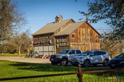 1247 Gruene Road #302, New Braunfels, TX 78130 - Photo 5