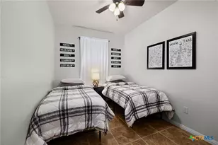 1247 Gruene Rd, New Braunfels, TX 78130 - Photo 25