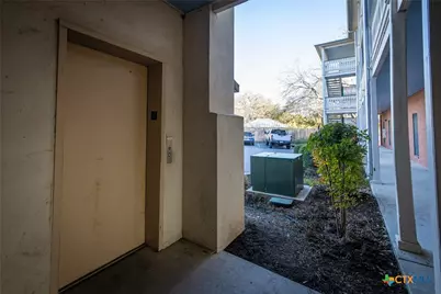 1247 Gruene Road #302, New Braunfels, TX 78130 - Photo 13