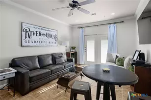 1247 Gruene Rd, New Braunfels, TX 78130 - Photo 19