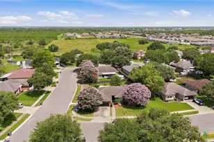102 Palomino Ln, Victoria, TX 77904 - Photo 31