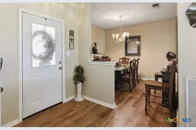 102 Palomino Lane, Victoria, TX 77904 - Photo 5