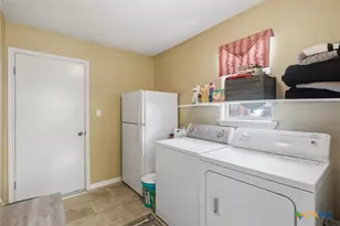 102 Palomino Ln, Victoria, TX 77904 - Photo 21