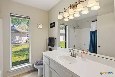 102 Palomino Lane, Victoria, TX 77904 - Photo 17