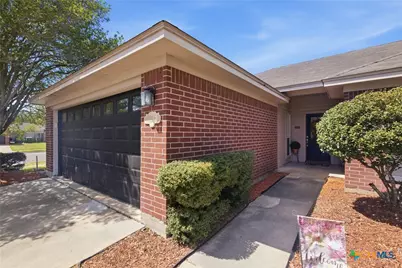 102 Palomino Lane, Victoria, TX 77904 - Photo 3