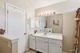 102 Palomino Ln, Victoria, TX 77904 - Photo 19