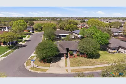 102 Palomino Lane, Victoria, TX 77904 - Photo 29