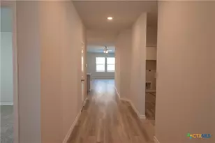 3701 Moffat Ct, Belton, TX 76513 - Photo 3