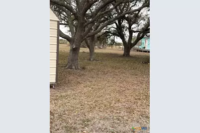 14 Pelican Point, Port Lavaca, TX 77979 - Photo 3