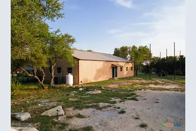 1261 Park Road, Lampasas, TX 76550 - Photo 7