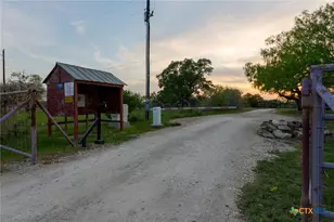 1261 Park Rd, Lampasas, TX 76550 - Photo 43