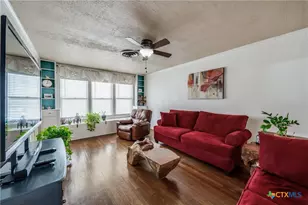 615 E Main Ave, Karnes City, TX 78118 - Photo 7