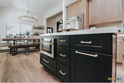 324 Brushy Creek, Victoria, TX 77904 - Photo 9