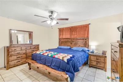 307 Pheasant Drive, Victoria, TX 77905 - Photo 11