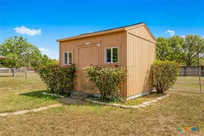 307 Pheasant Drive, Victoria, TX 77905 - Photo 19