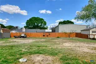 1327 Sea Breeze, New Braunfels, TX 78130 - Photo 19