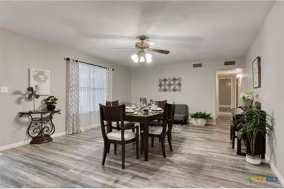 1327 Sea Breeze, New Braunfels, TX 78130 - Photo 5