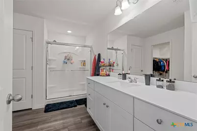 121 Sudden Impact Drive, Jarrell, TX 76537 - Photo 15