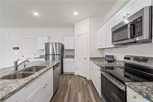 121 Sudden Impact Dr, Jarrell, TX 76537 - Photo 11