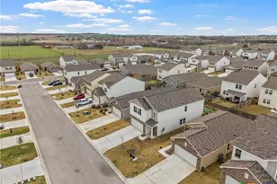 121 Sudden Impact Dr, Jarrell, TX 76537 - Photo 29