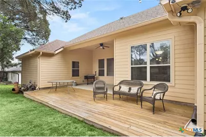 820 Mission Hills Drive, New Braunfels, TX 78130 - Photo 23