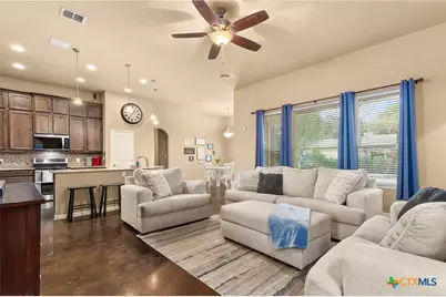 820 Mission Hills Drive, New Braunfels, TX 78130 - Photo 3