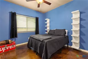 820 Mission Hills Dr, New Braunfels, TX 78130 - Photo 13