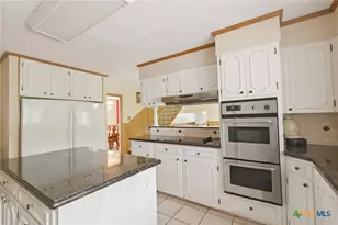 15 Jade Dr, Victoria, TX 77904 - Photo 3