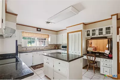 15 Jade Drive, Victoria, TX 77904 - Photo 11