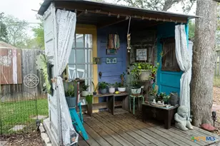 309 Hessler Dr, Hallettsville, TX 77964 - Photo 7